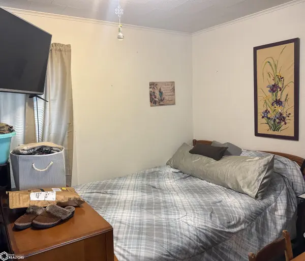 1011 North 7th ST, Chariton, IA 50049