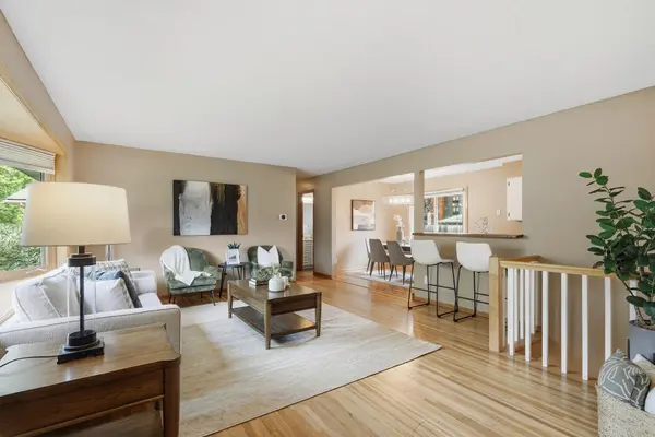8413 Meadow Lake RD E, New Hope, MN 55428