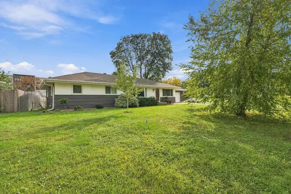 8413 Meadow Lake RD E, New Hope, MN 55428