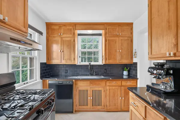 4430 Oliver AVE N, Minneapolis, MN 55412