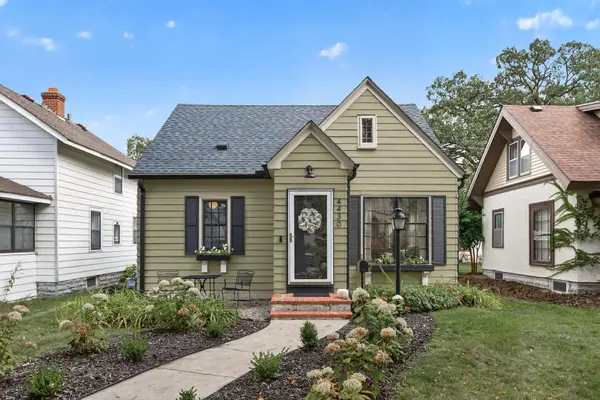 4430 Oliver AVE N, Minneapolis, MN 55412