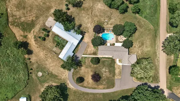 9848 218th AVE NW, Elk River, MN 55330