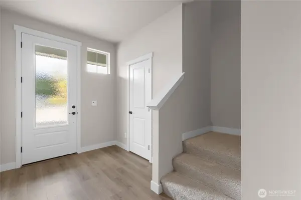5839 Lost City LN NW, Bremerton, WA 98312