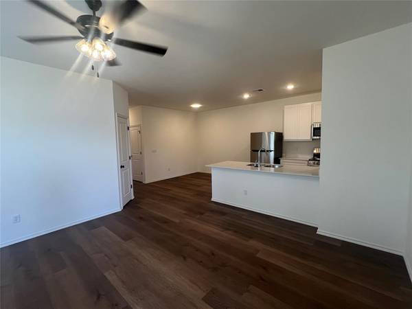 306 Liam DR, Yukon, OK 73099