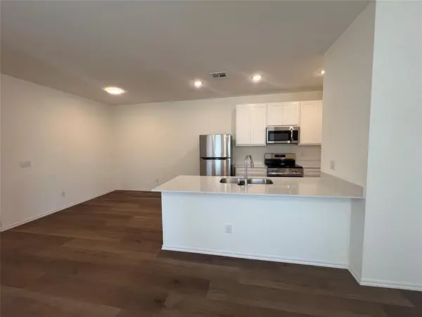 306 Liam DR, Yukon, OK 73099