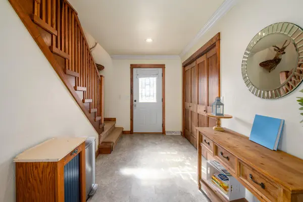 725 SHEARER ST, Waupaca, WI 54981
