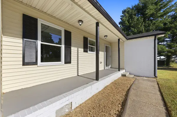 702 Hugh Hunter Rd, Oak Grove, KY 42262