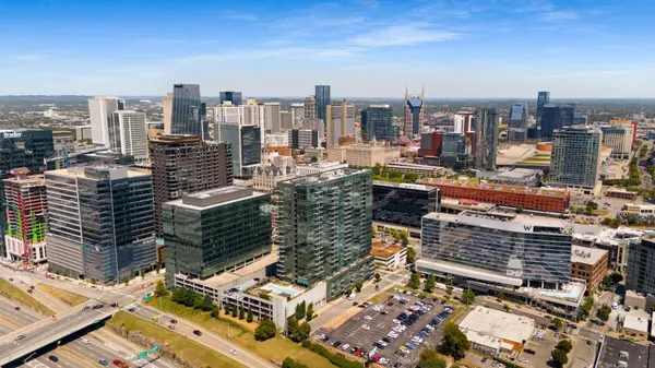 1212 Laurel St #2110, Nashville, TN 37203