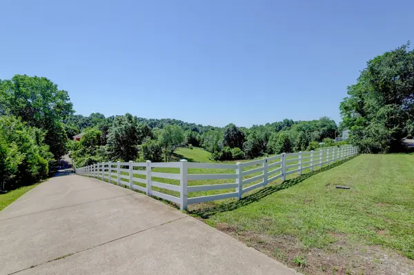 2251 Davidson Graveyard Rd, Clarksville, TN 37043