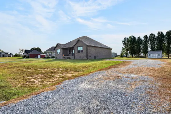 120 Hayden Drake Ln, Lafayette, TN 37083