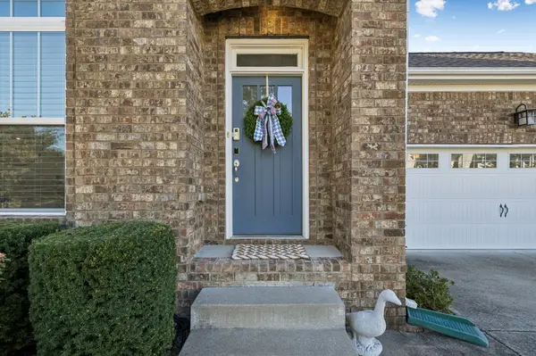1300 Duns Ln, Nolensville, TN 37135