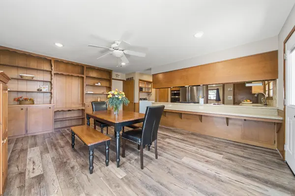 8121 E Mockingbird Ln, Wichita, KS 67207