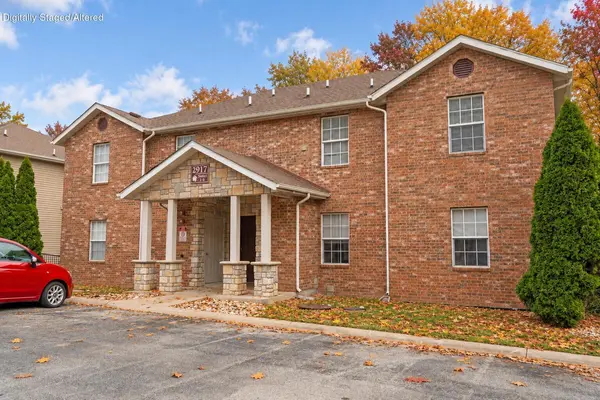 2917 Vineyards Pkwy #2, Branson, MO 65616