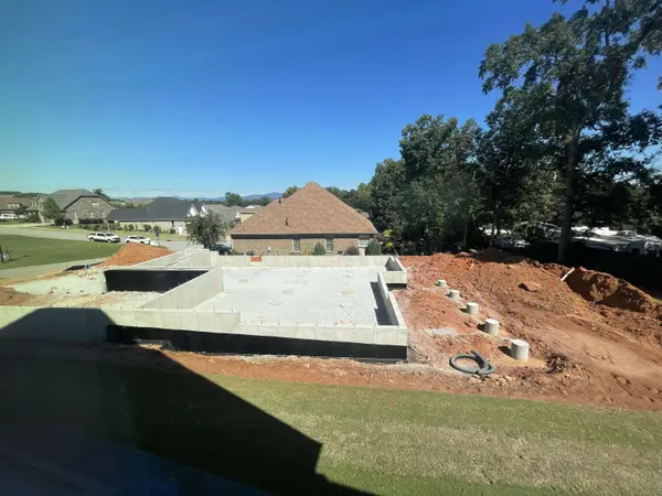 38 Double Crest DR, Taylors, SC 29687