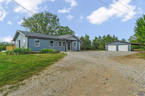 5436 SW 69th St, Auburn, KS 66402