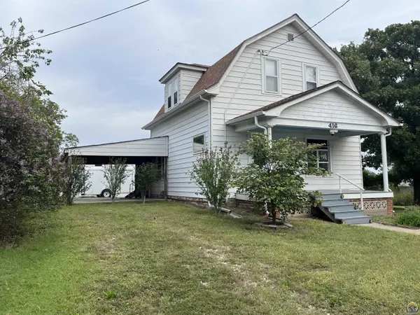 416 E 1st ST, Eskridge, KS 66423