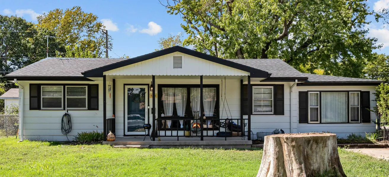 4601 S Vine Ave, Wichita, KS 67217