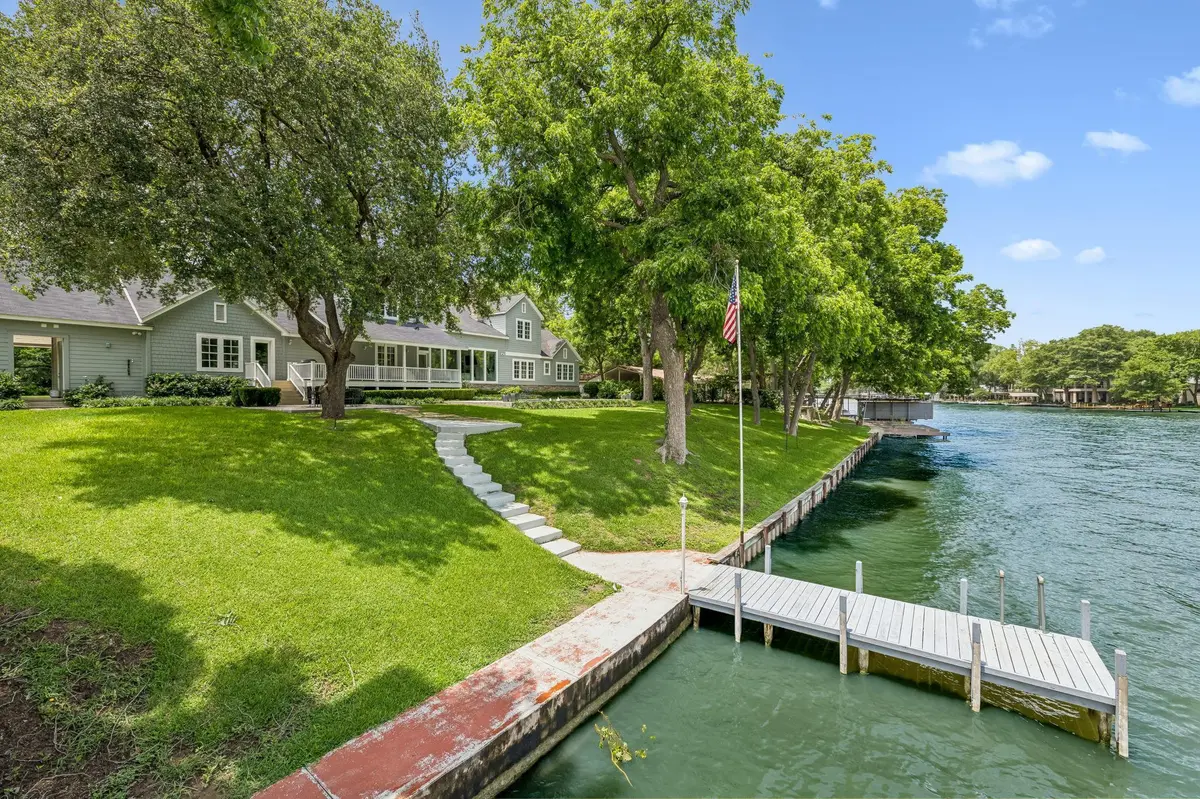 2319 Terminal Loop DR, Mcqueeney, TX 78123