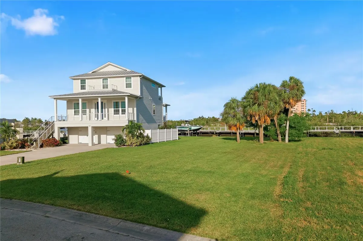5807 ELISABETHAN LN, New Port Richey, FL 34652