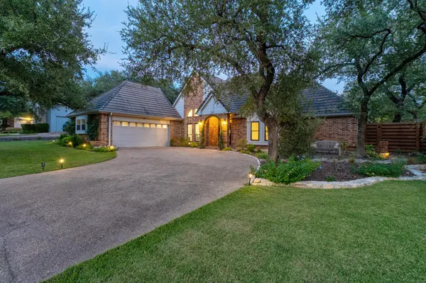 129 CREST VIEW DR, Lakeway, TX 78734