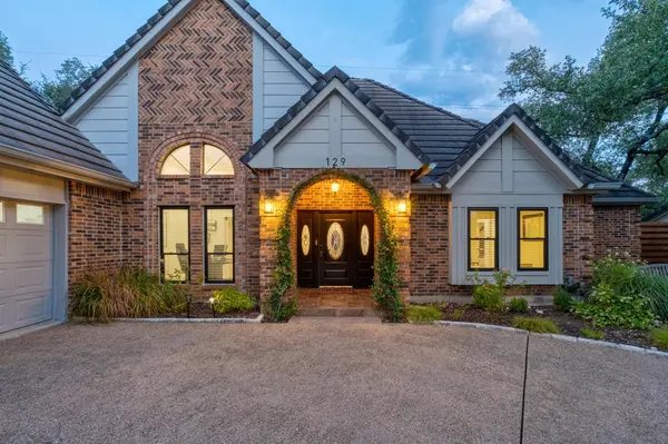 129 CREST VIEW DR, Lakeway, TX 78734