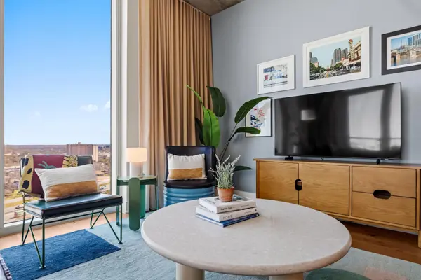 48 East Ave #1604, Austin, TX 78701