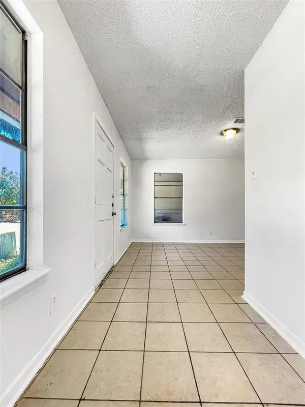 2502 Cecil DR #B, Austin, TX 78744