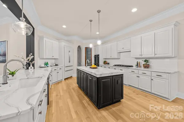 107 Mcauley CT, Mooresville, NC 28117