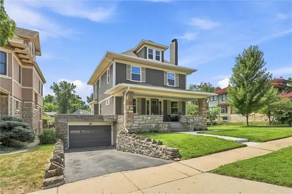 15 E 54TH ST, Kansas City, MO 64112