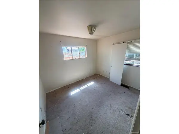 3323 S Grape, Denver, CO 80222