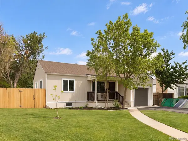 1967 Macon, Aurora, CO 80010