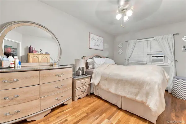 1512 Stadium AVE, Bronx, NY 10465