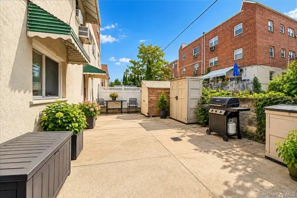 1512 Stadium AVE, Bronx, NY 10465