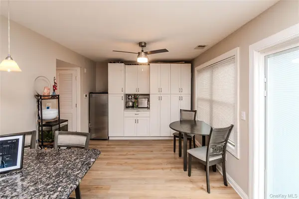 7 Sunny Brook CIR, Highland, NY 12528
