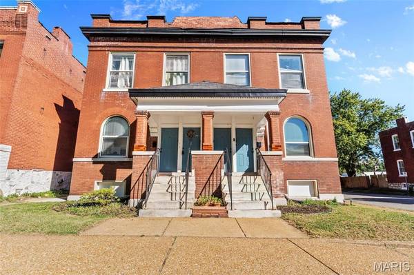 3430 Grace AVE, St Louis, MO 63116