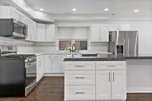 2234 W Medill AVE #G, Chicago, IL 60647