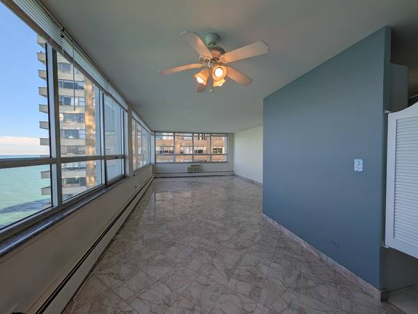 6171 N Sheridan RD #1412, Chicago, IL 60660