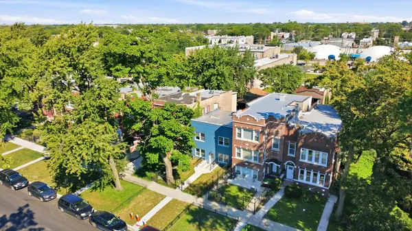 4642 W Monroe ST, Chicago, IL 60644