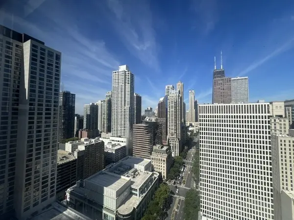 535 N Michigan AVE #3216, Chicago, IL 60611