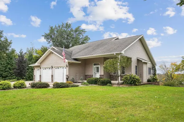 2661 Scenic LN, Nashua, IA 50658