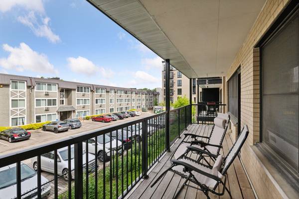 3150 Excelsior BLVD #207, Minneapolis, MN 55416