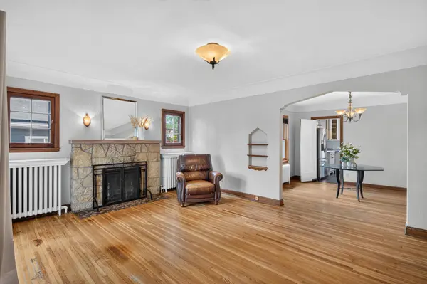 1865 Palace AVE, Saint Paul, MN 55105