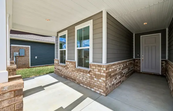 911 Bur Oak Rd, Lebanon, TN 37090