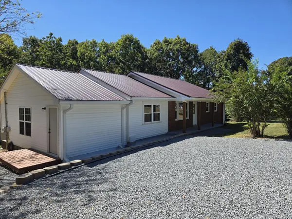 237 Brazzle Rd, Waverly, TN 37185