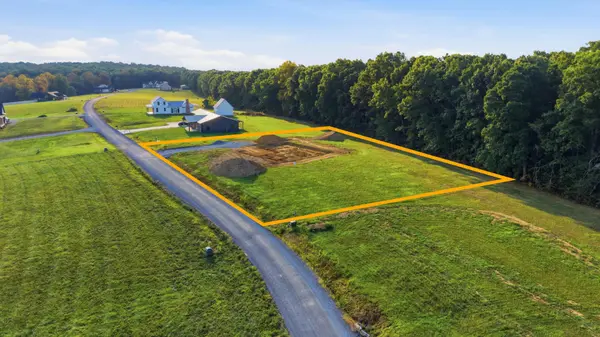 366 Snowy Meadow Lane, Soddy Daisy, TN 37379