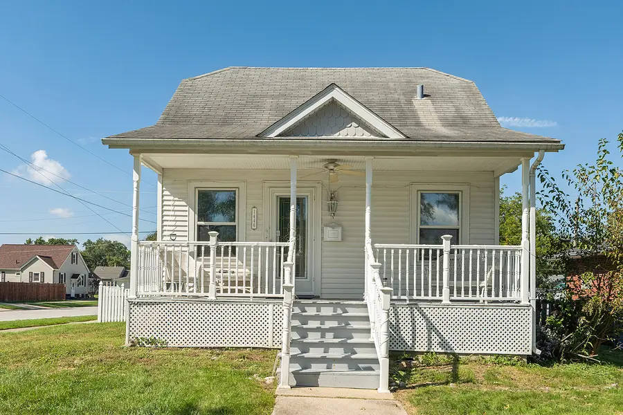 1446 Selleck ST, Crete, IL 60417