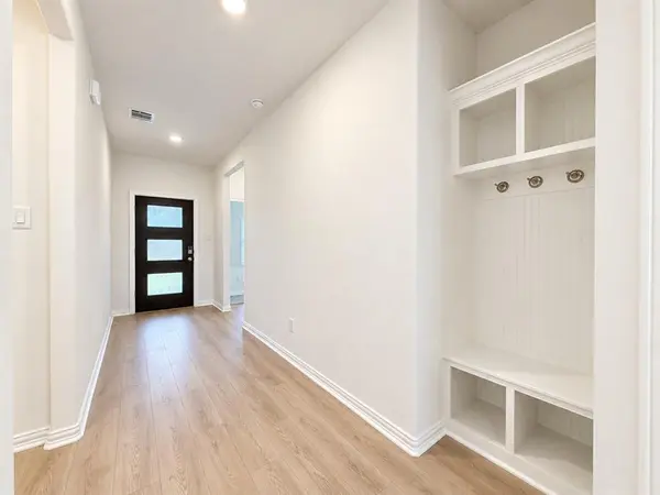 2013 Bayou Glen Drive, Denton, TX 76207