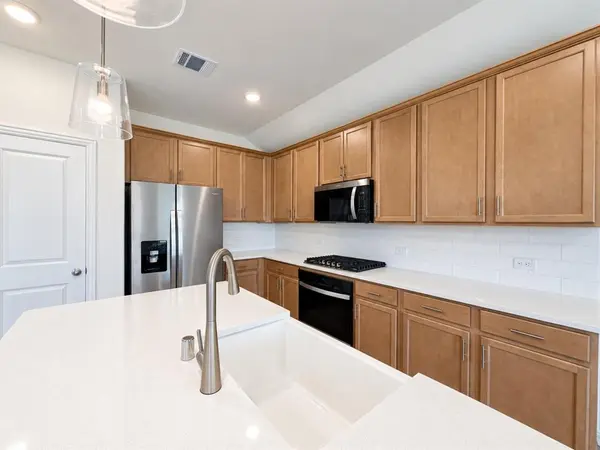 2013 Bayou Glen Drive, Denton, TX 76207
