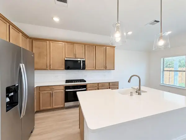 2013 Bayou Glen Drive, Denton, TX 76207