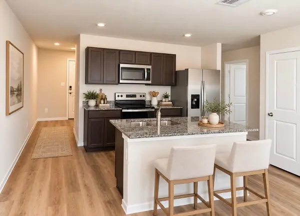 109 Mullins DR, Rockdale, TX 76567